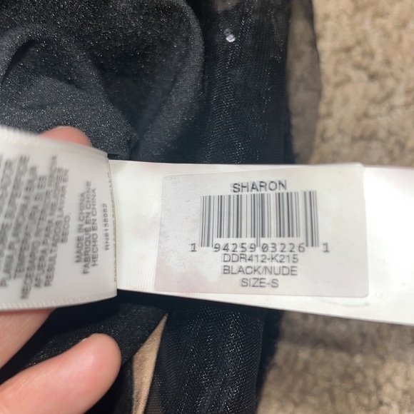 Dress The Population Sharon Lace Sequin Floral Mermaid Maxi Gown Black Small - Picture 14 of 14